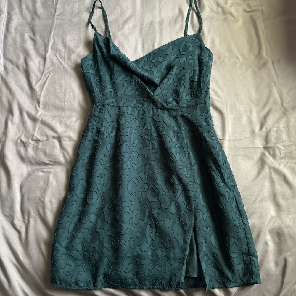 BNWT forever 21 cowl neck textured mini dress